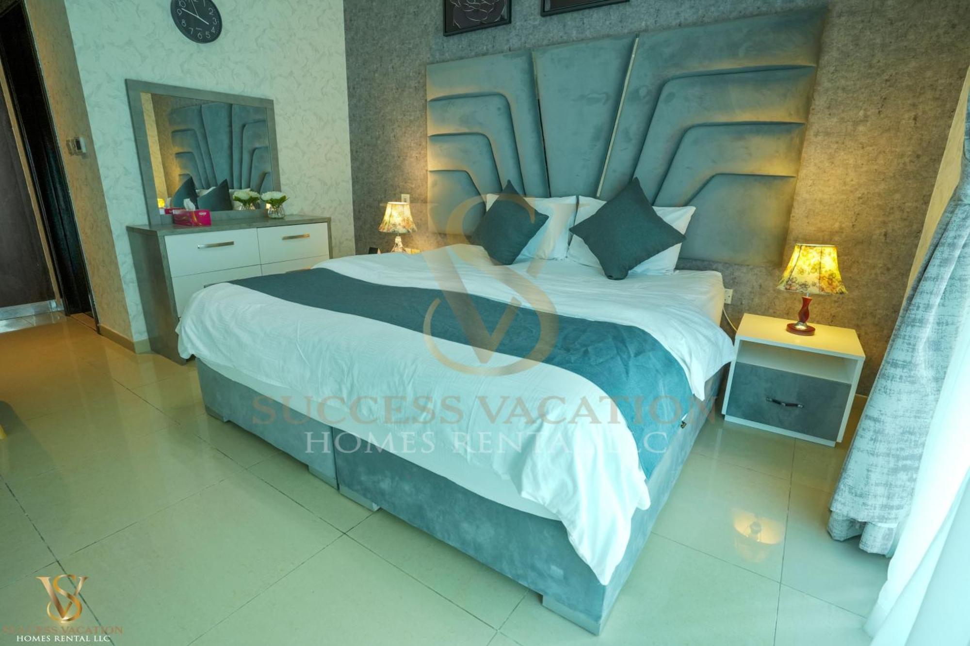 Success Luxury Apartment - 5 Min Away Marina Corniche - Free Housekeeping Provided Everyday-24-7 Staff Available For Services Дубай Екстер'єр фото